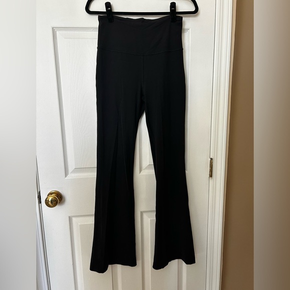 Lululemon Super High Rise Groove Flare Pant - Black - Picture 3 of 5